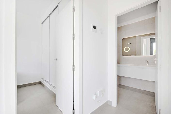 Image No.30-3 Bed Semi-Detached for sale