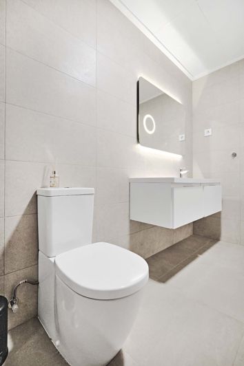 Image No.31-3 Bed Semi-Detached for sale