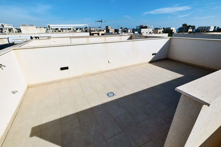 Image No.43-3 Bed Semi-Detached for sale