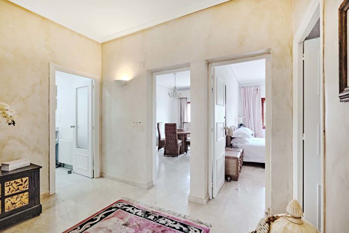 Image No.15-4 Bed Villa for sale