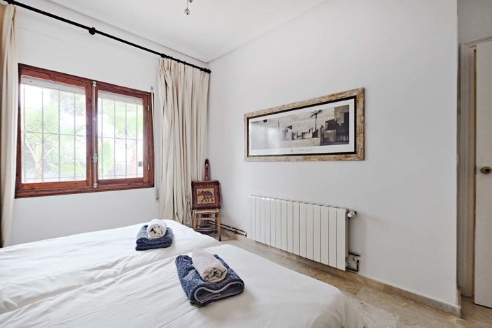 Image No.29-4 Bed Villa for sale