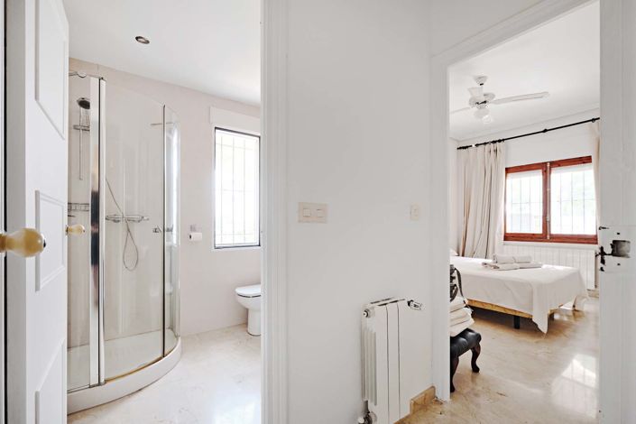 Image No.30-4 Bed Villa for sale