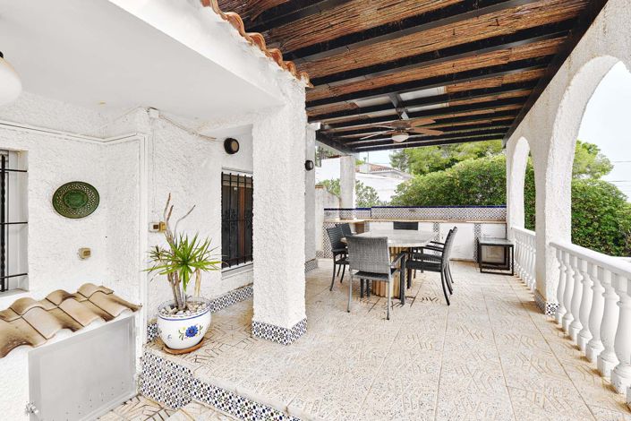 Image No.39-4 Bed Villa for sale