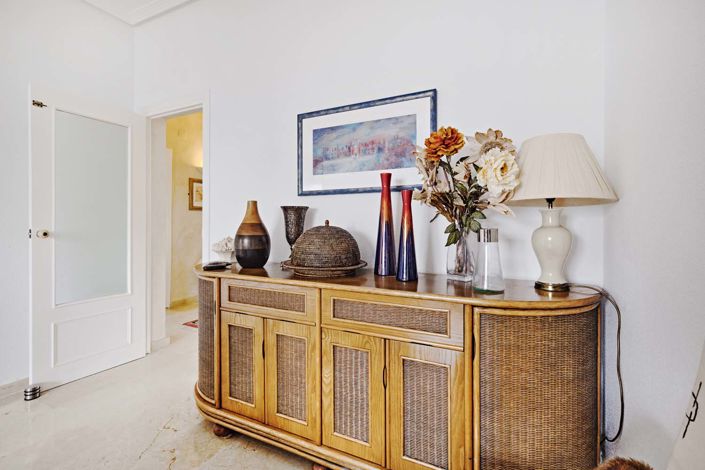 Image No.10-4 Bed Villa for sale