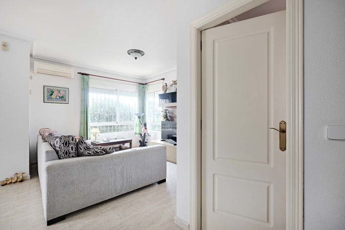 Image No.12-3 Bed Villa for sale