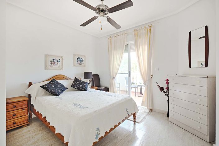 Image No.15-3 Bed Villa for sale