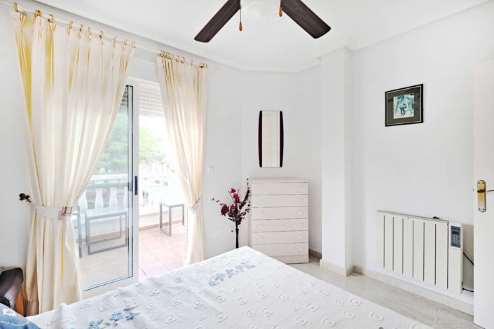 Image No.18-3 Bed Villa for sale