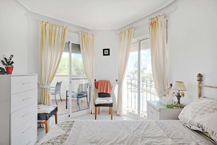 Image No.23-3 Bed Villa for sale