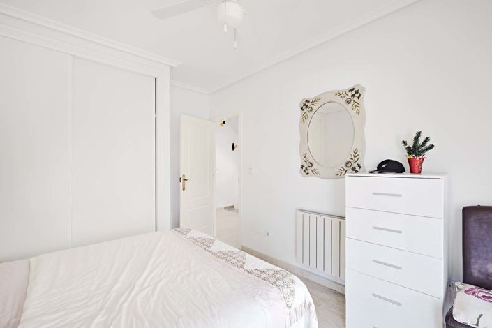 Image No.25-3 Bed Villa for sale