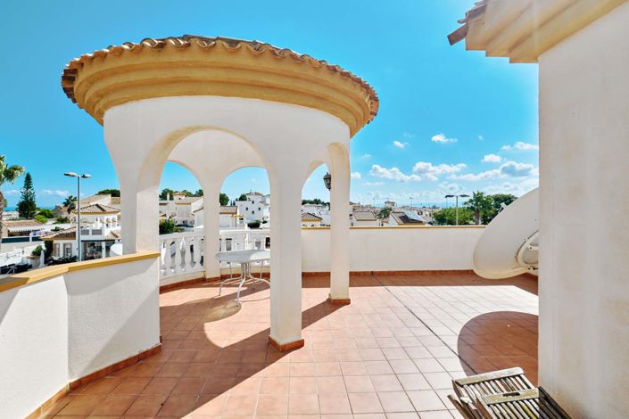 Image No.33-3 Bed Villa for sale