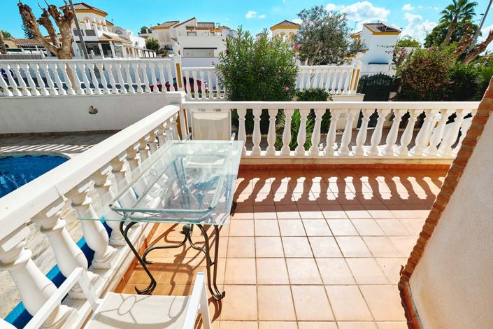 Image No.41-3 Bed Villa for sale