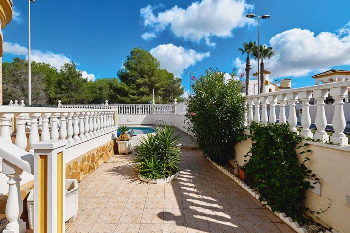 Image No.47-3 Bed Villa for sale