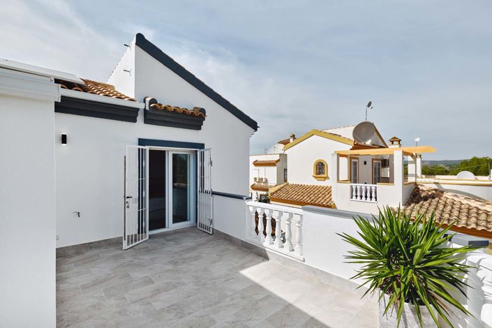 Image No.39-3 Bed Villa for sale