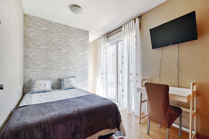 Image No.32-4 Bed Semi-Detached for sale