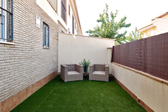 Image No.9-4 Bed Semi-Detached for sale