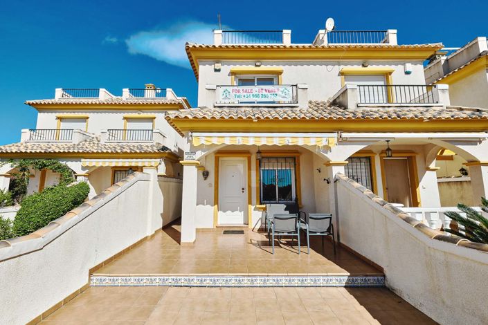 Image No.1-Villa de 2 chambres à vendre à Pinar de Campoverde