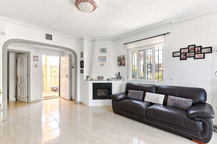 Image No.3-3 Bed Villa for sale