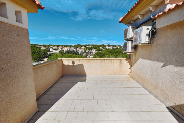 Image No.37-3 Bed Villa for sale