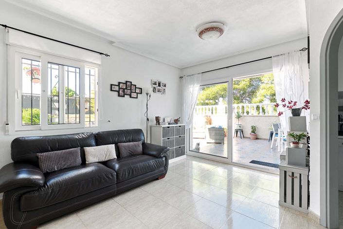 Image No.5-3 Bed Villa for sale