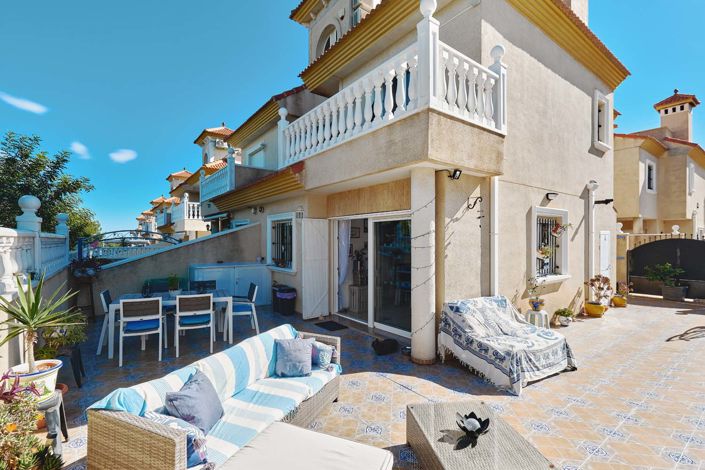 Image No.41-3 Bed Villa for sale