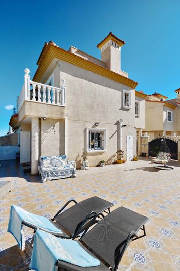 Image No.42-3 Bed Villa for sale