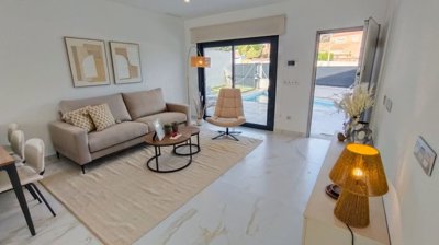 2villainpinardecampoverde031125113919whatsapp