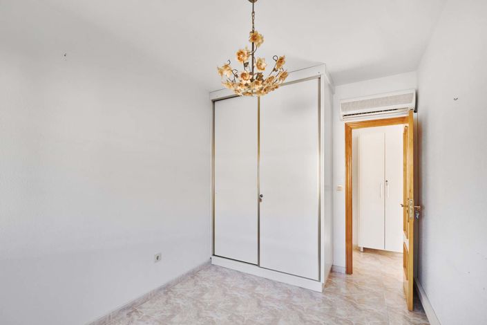 Image No.19-7 Bed Villa for sale