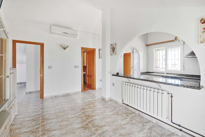 Image No.35-7 Bed Villa for sale