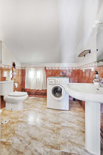 Image No.45-7 Bed Villa for sale