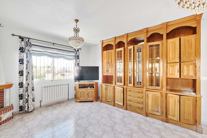 Image No.6-7 Bed Villa for sale