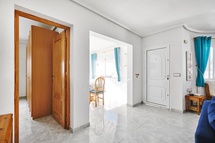 Image No.13-3 Bed Villa for sale