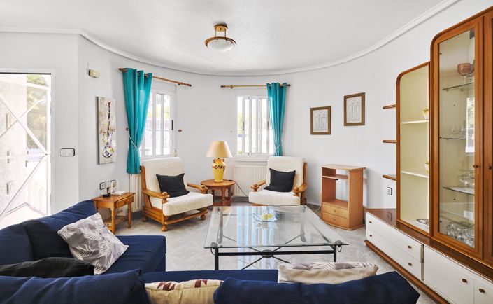 Image No.3-3 Bed Villa for sale