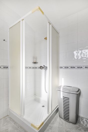 Image No.27-3 Bed Villa for sale