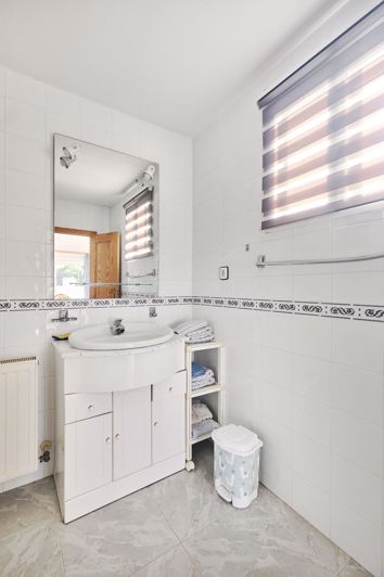 Image No.28-3 Bed Villa for sale