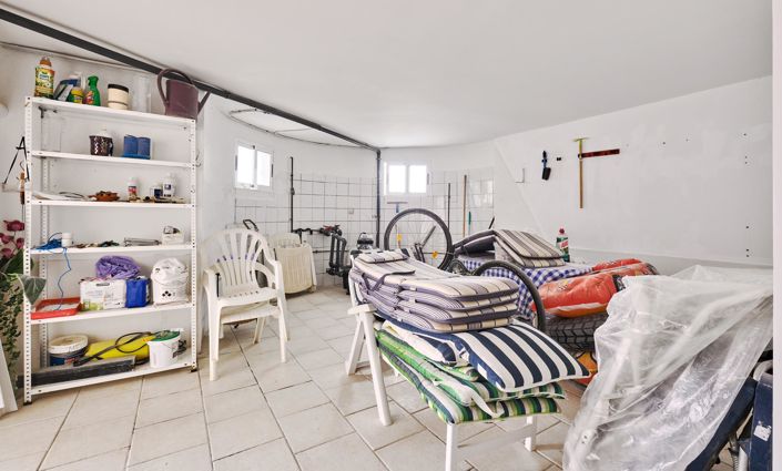 Image No.39-3 Bed Villa for sale