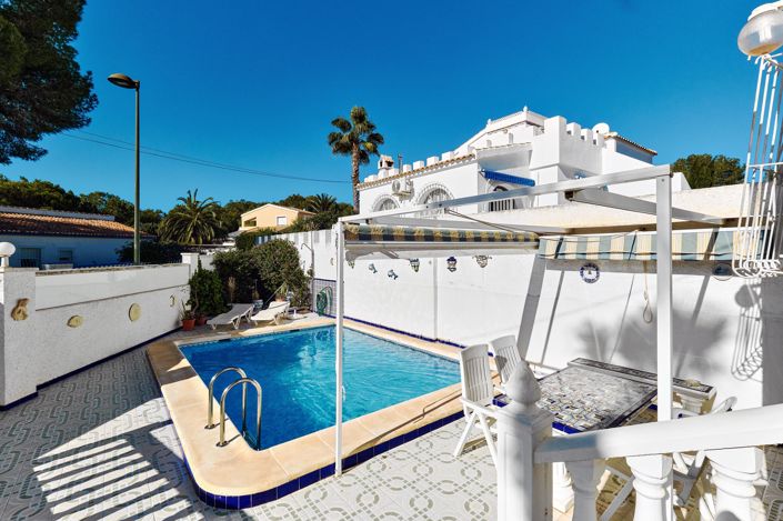 Image No.44-3 Bed Villa for sale