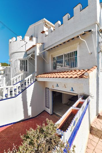 Image No.49-3 Bed Villa for sale