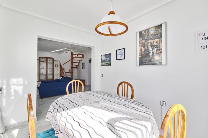 Image No.6-3 Bed Villa for sale