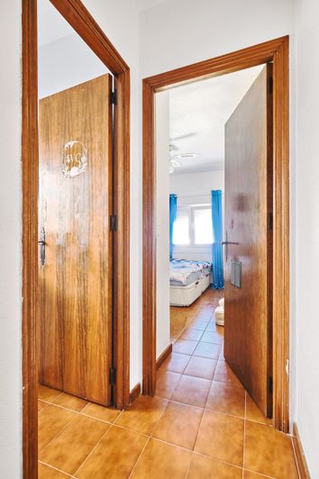 Image No.18-3 Bed Villa for sale