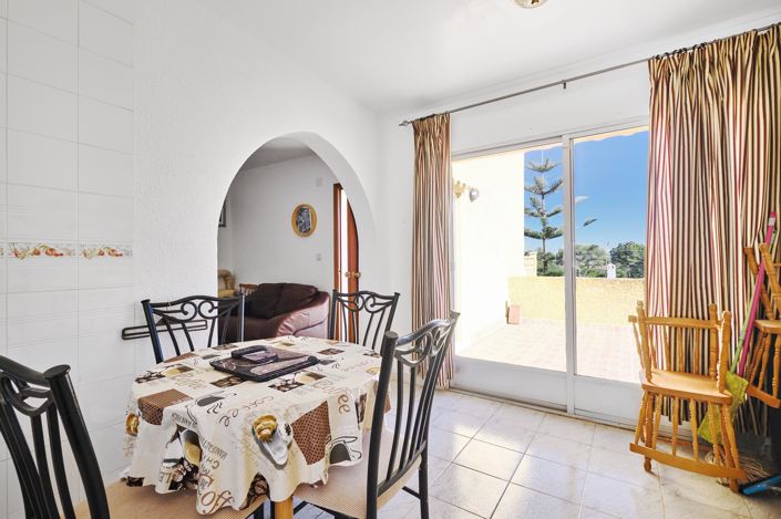 Image No.27-3 Bed Villa for sale