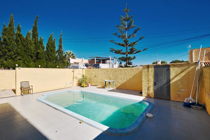 Image No.42-3 Bed Villa for sale