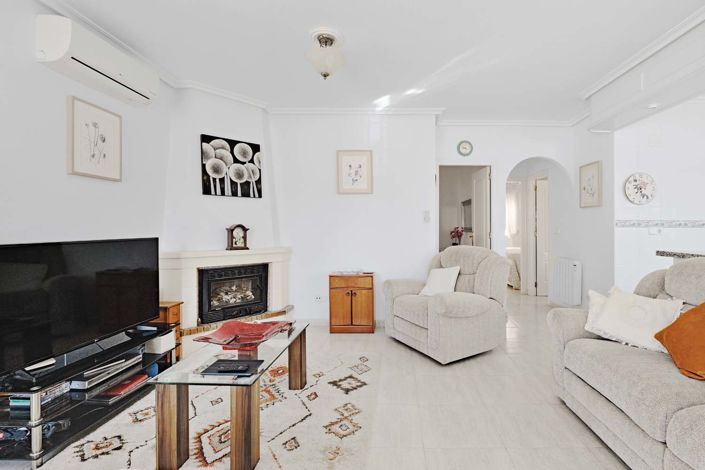 Image No.3-Villa de 2 chambres à vendre à Pinar de Campoverde