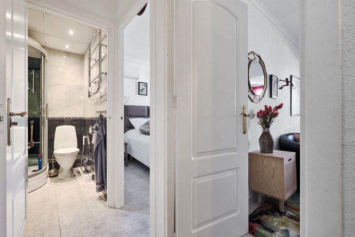 Image No.21-2 Bed Townhouse for sale