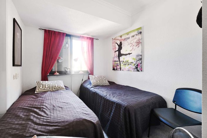 Image No.22-2 Bed Townhouse for sale