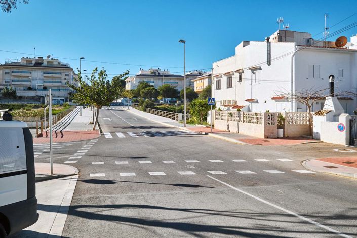 Image No.40-2 Bed Townhouse for sale