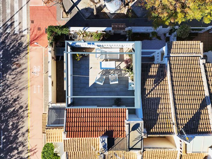 Image No.47-2 Bed Townhouse for sale