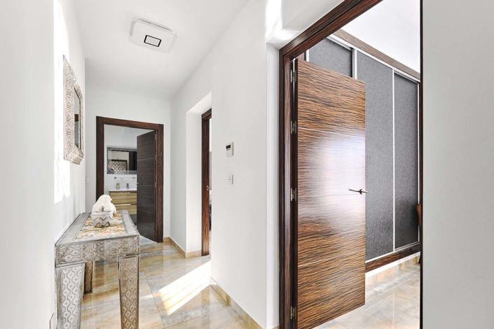 Image No.15-4 Bed Semi-Detached for sale