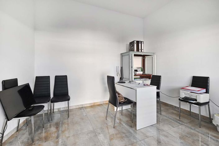 Image No.47-4 Bed Semi-Detached for sale