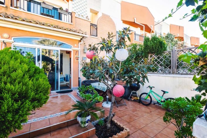 Image No.46-3 Bed Townhouse for sale