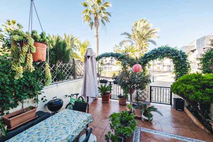 Image No.48-3 Bed Townhouse for sale